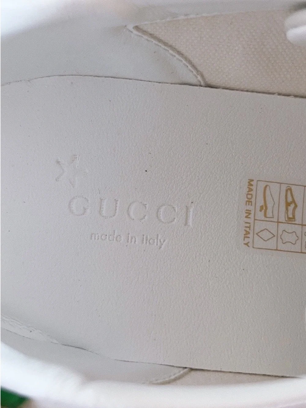 GUCCI Women’s Ace Cat Print Low Top Sneakers Low Top Sneakers